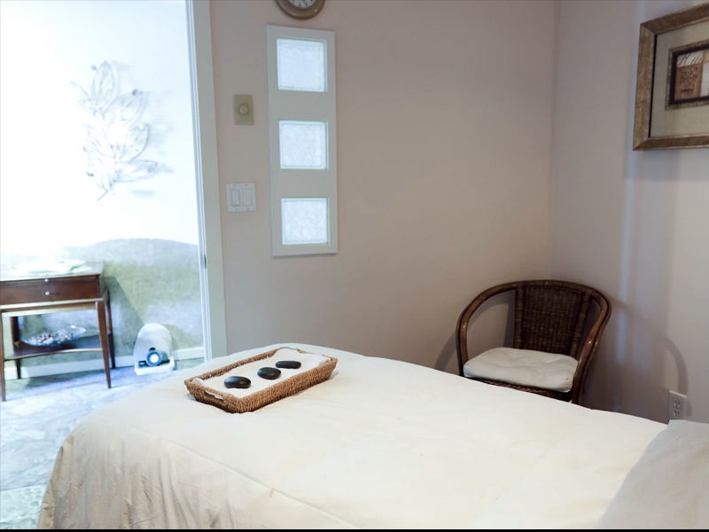 Facial skin care treatment Bellevue WA esthetician